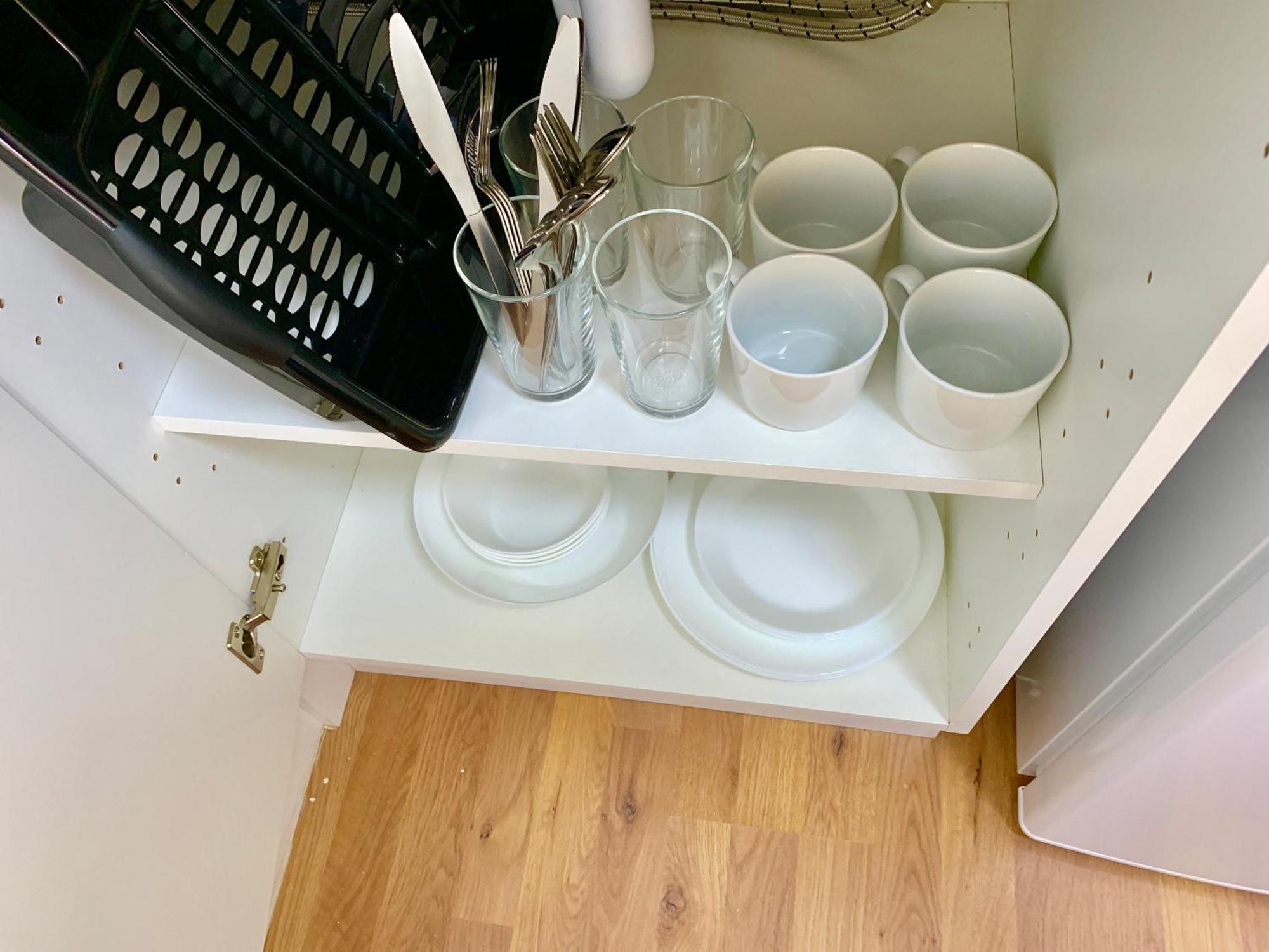 London Studio Apartments, Private Bathroom, Kitchenette, Parking, Np2 Exterior photo